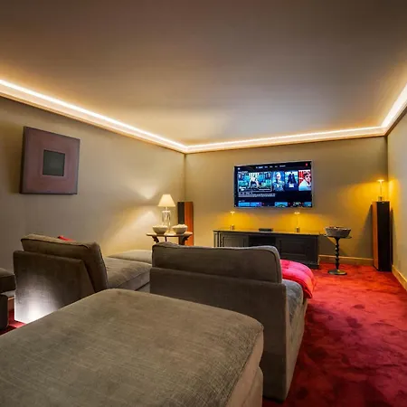 Prestigious 7br Alpine - Sauna, Cinema & Mont Blanc Panorama Megeve