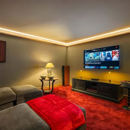 Chalet Prestigious 7br Alpine - Sauna, Cinema & Mont Blanc Panorama Megeve