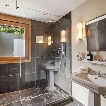 Prestigious 7br Alpine - Sauna, Cinema & Mont Blanc Panorama Chalet Megeve